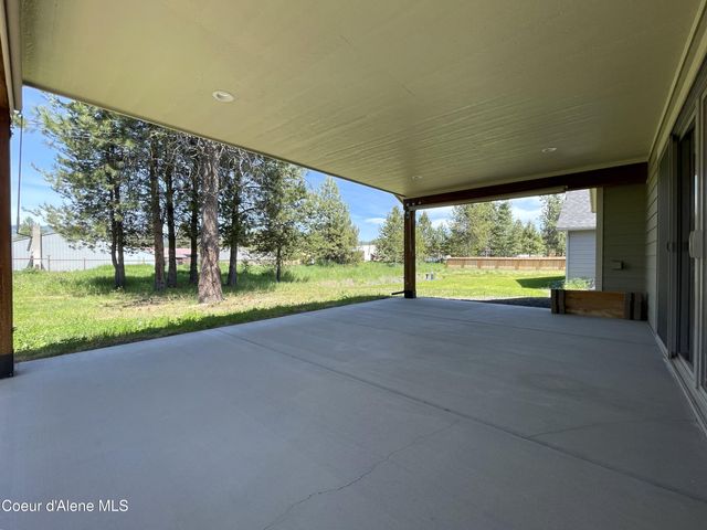 670 E Valley ST S, Oldtown, ID 83822