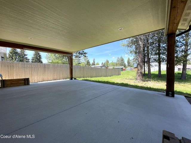 670 E Valley ST S, Oldtown, ID 83822