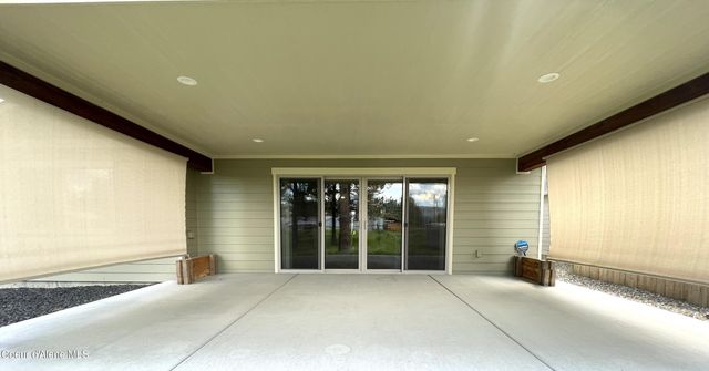 670 E Valley ST S, Oldtown, ID 83822