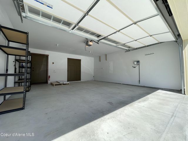 670 E Valley ST S, Oldtown, ID 83822