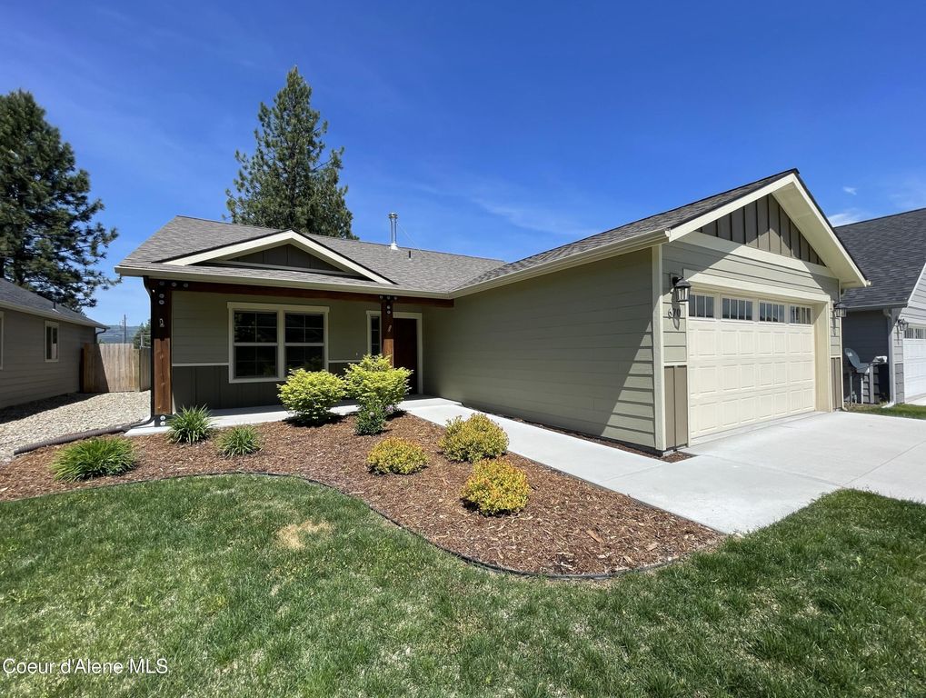 670 E Valley ST S, Oldtown, ID 83822