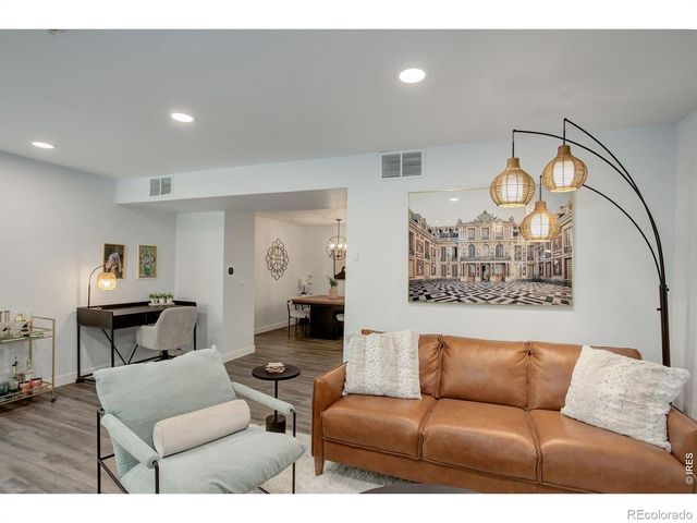 2802 Sundown Lane 210, Boulder, CO 80303