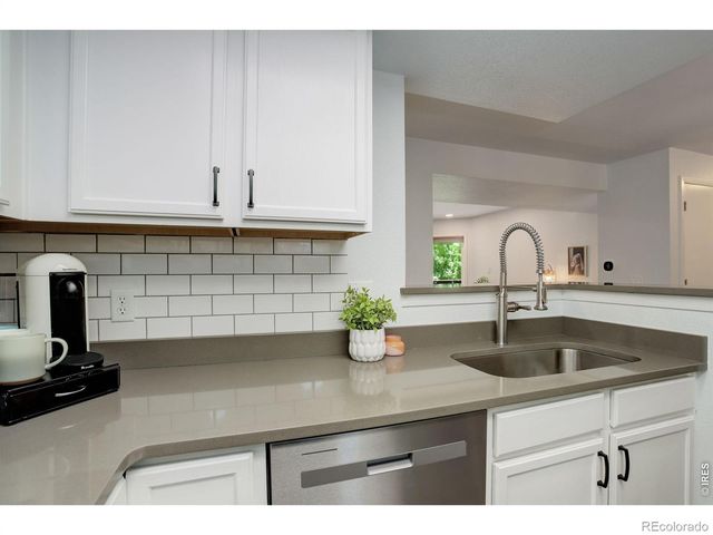 2802 Sundown Lane 210, Boulder, CO 80303