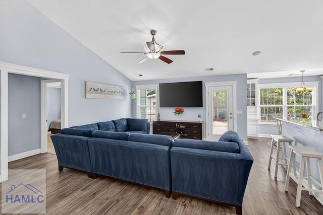 830 Garden Hills Loop, Richmond Hill, GA 31324