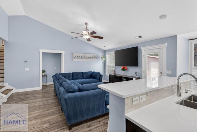 830 Garden Hills Loop, Richmond Hill, GA 31324