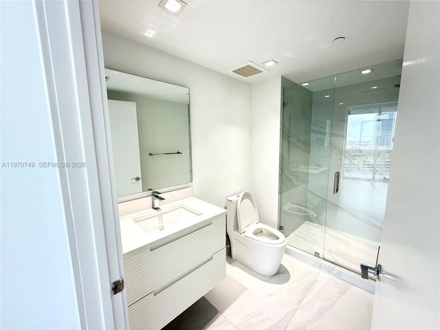 1850 S Ocean Dr 1808, Hallandale Beach, FL 33009