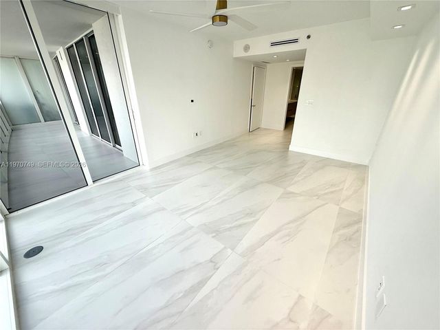 1850 S Ocean Dr 1808, Hallandale Beach, FL 33009