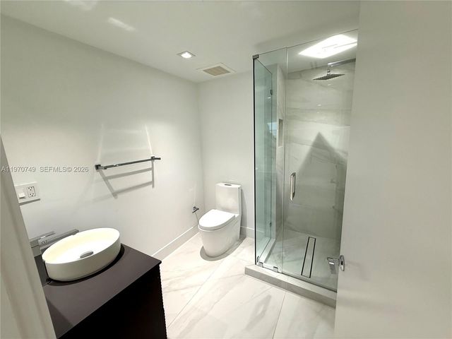 1850 S Ocean Dr 1808, Hallandale Beach, FL 33009