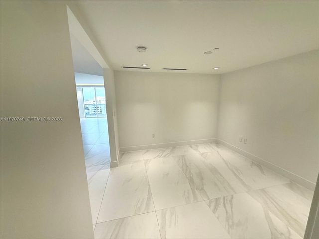 1850 S Ocean Dr 1808, Hallandale Beach, FL 33009