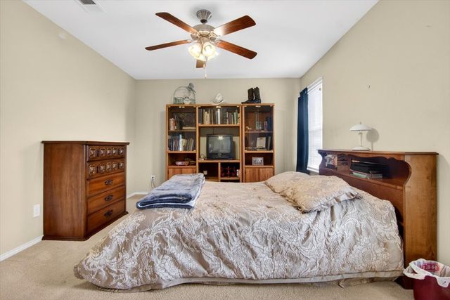 621 Apple Cross Drive, Robinson, TX 76706