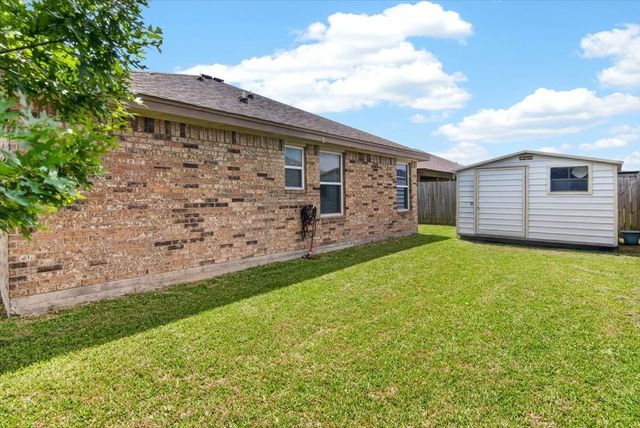 621 Apple Cross Drive, Robinson, TX 76706