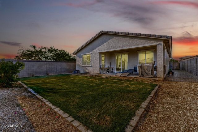 17885 W DALEY Lane, Surprise, AZ 85387