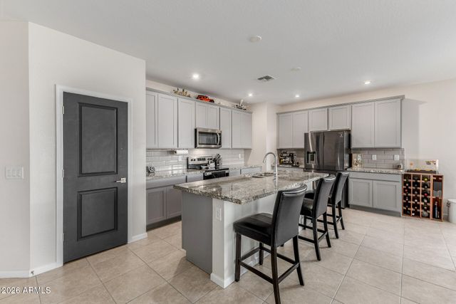 17885 W DALEY Lane, Surprise, AZ 85387