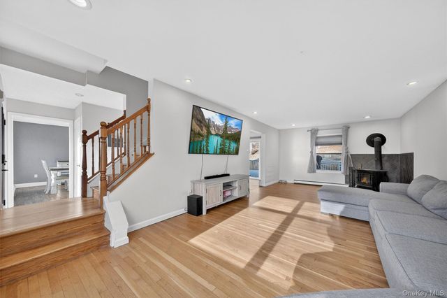 3 Victory Road, Patterson, NY 12563