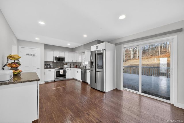 3 Victory Road, Patterson, NY 12563