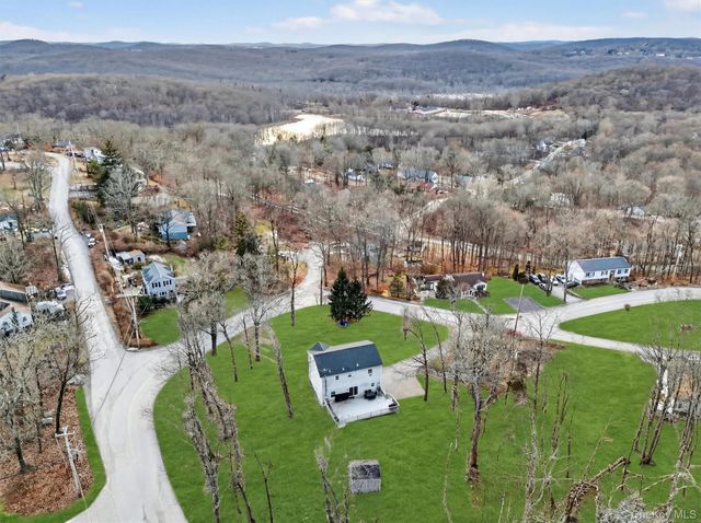 3 Victory Road, Patterson, NY 12563