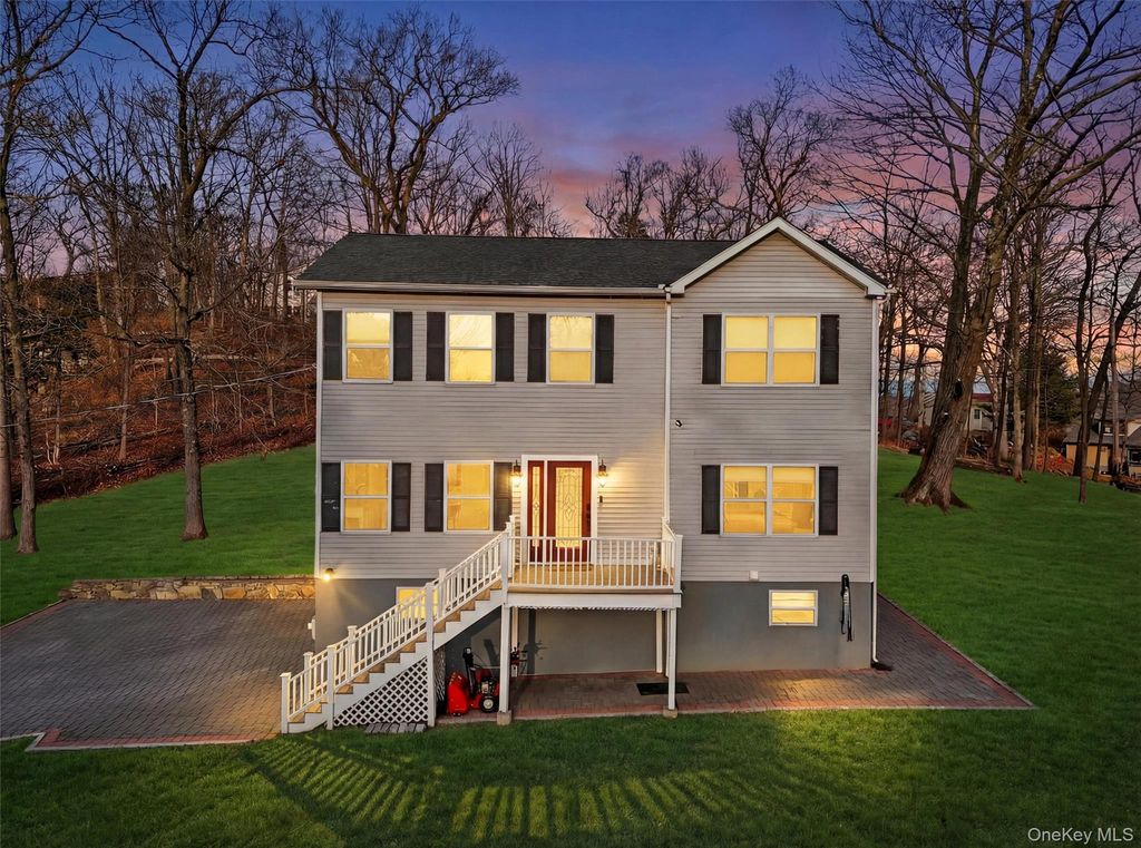 3 Victory Road, Patterson, NY 12563