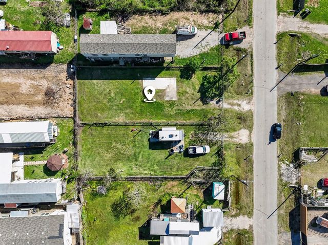 635 16th Street, San Leon, TX 77539