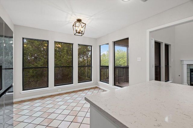8800 Mariscal Canyon DR, Austin, TX 78759
