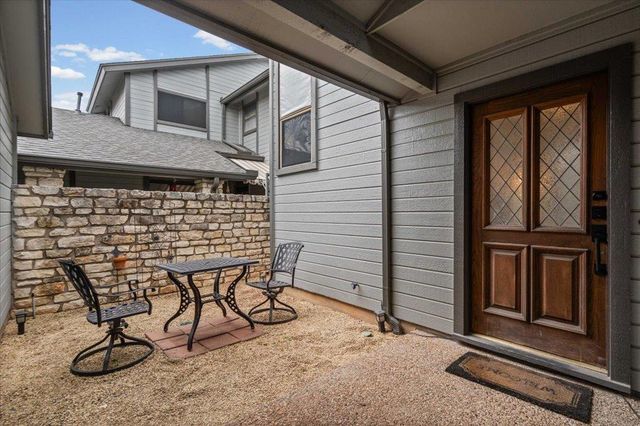 8800 Mariscal Canyon DR, Austin, TX 78759