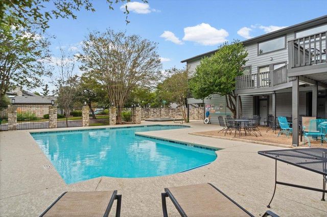 8800 Mariscal Canyon DR, Austin, TX 78759
