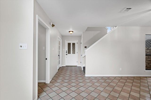 8800 Mariscal Canyon DR, Austin, TX 78759
