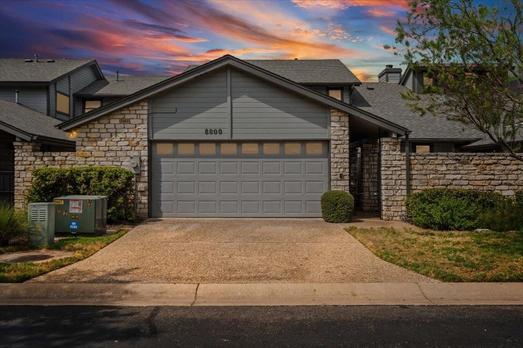 8800 Mariscal Canyon DR, Austin, TX 78759