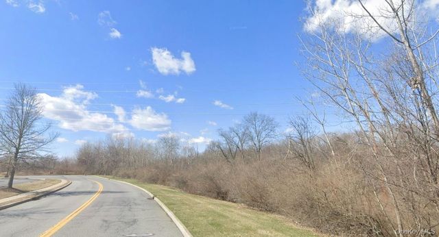 32 Gibbs Court, Middletown, NY 10940