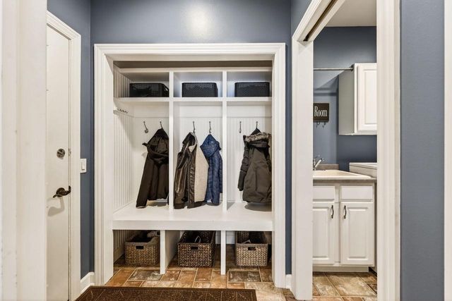 7726 Pamela Circle, Verona, WI 53593