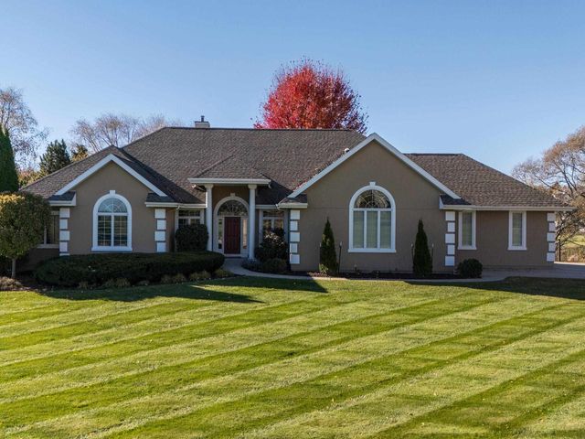 7726 Pamela Circle, Verona, WI 53593