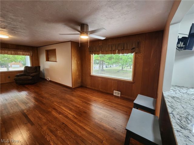 6312 E Pleasant Valley Road, Independence, OH 44131