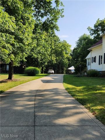 6312 E Pleasant Valley Road, Independence, OH 44131