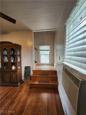 6312 E Pleasant Valley Road, Independence, OH 44131