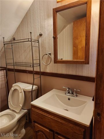 6312 E Pleasant Valley Road, Independence, OH 44131