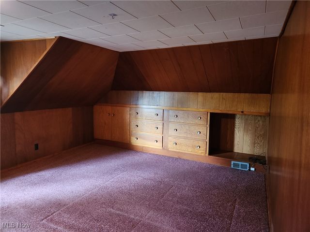 6312 E Pleasant Valley Road, Independence, OH 44131