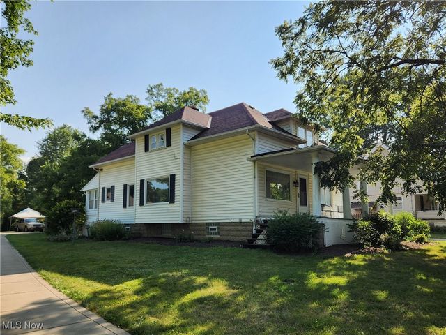 6312 E Pleasant Valley Road, Independence, OH 44131