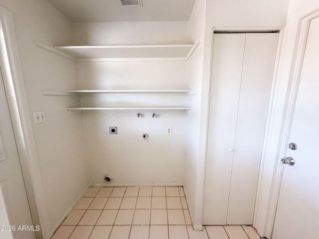 1413 W BEHREND Drive, Phoenix, AZ 85027
