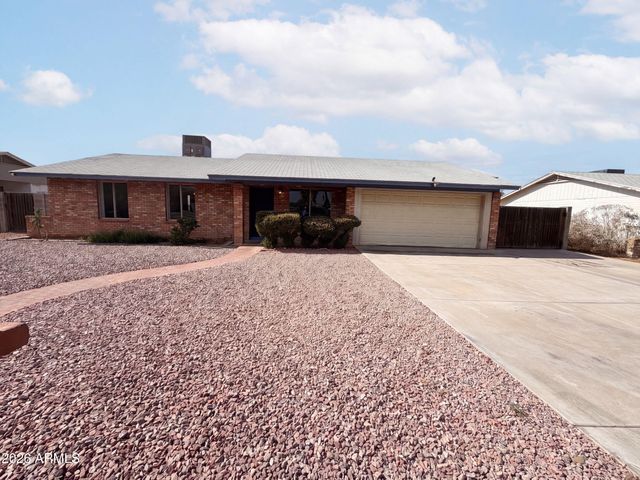 1413 W BEHREND Drive, Phoenix, AZ 85027