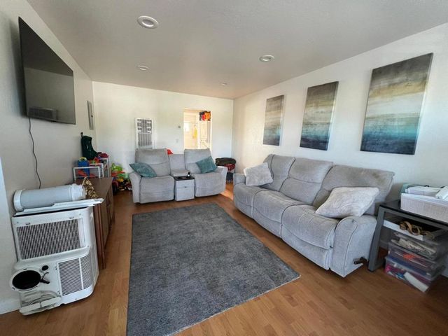 205 Burnham Court, Campbell, CA 95008