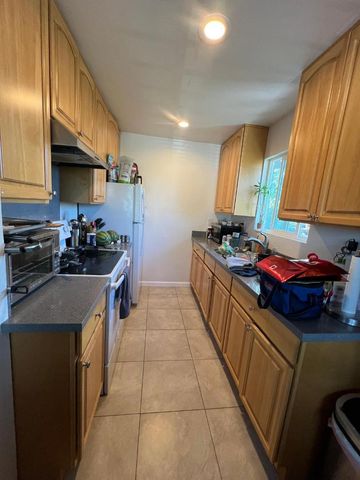 205 Burnham Court, Campbell, CA 95008