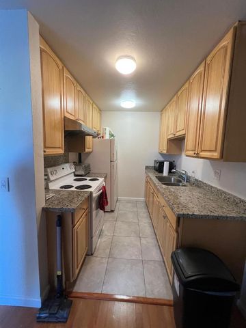 205 Burnham Court, Campbell, CA 95008