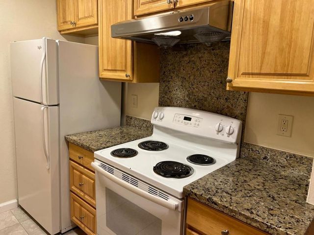 205 Burnham Court, Campbell, CA 95008