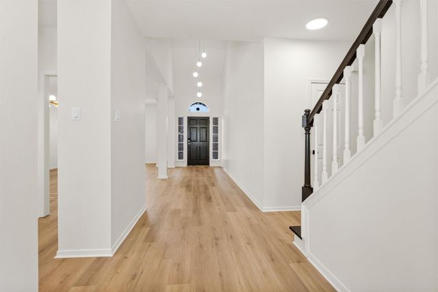 9718 Big Willow Lane, Houston, TX 77064