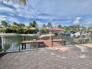 1141 Waterside Ln, Hollywood, FL 33019