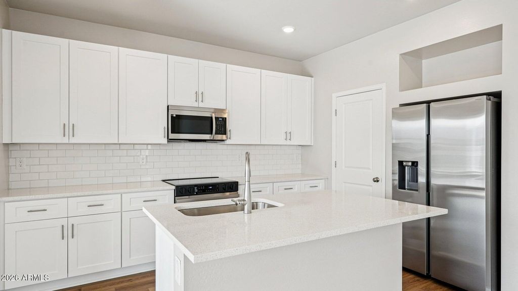 18105 W CALLE LEJOS Road, Surprise, AZ 85387 — photo 2