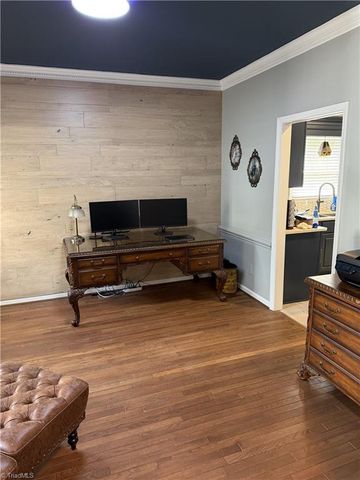 6029 Rittenhouse Road, Winston-salem, NC 27104