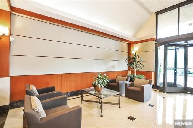 6 Horizon Road 310, Fort Lee, NJ 07024