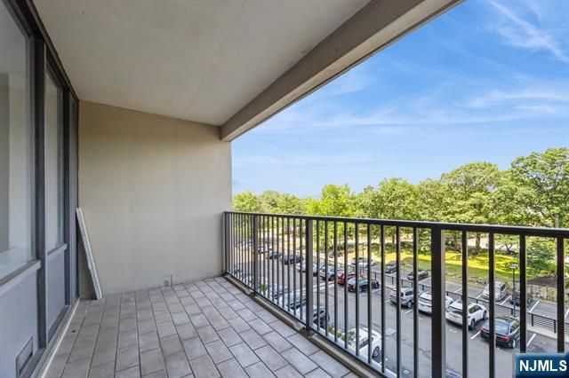 6 Horizon Road 310, Fort Lee, NJ 07024