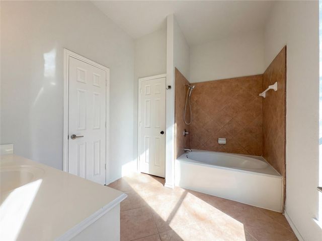 802 San Jacinto Circle, Baytown, TX 77521