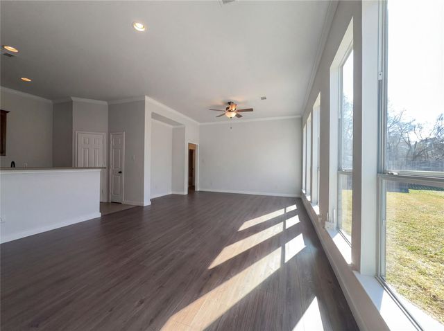 802 San Jacinto Circle, Baytown, TX 77521